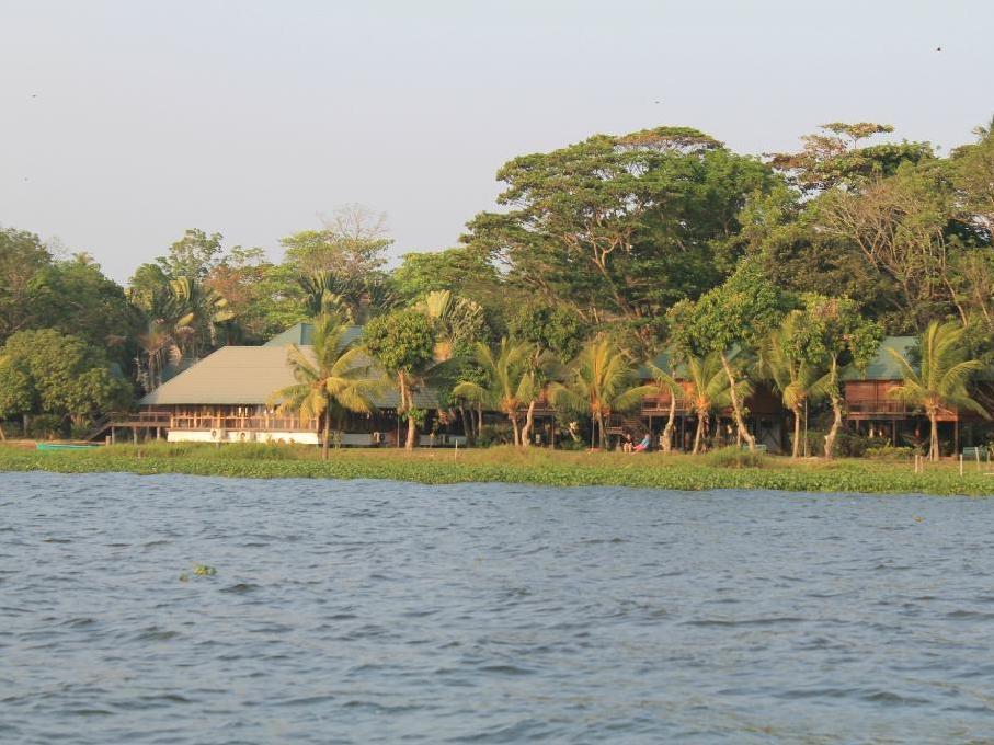 Ktdc Water Scapes Hotel Kumarakom Eksteriør billede