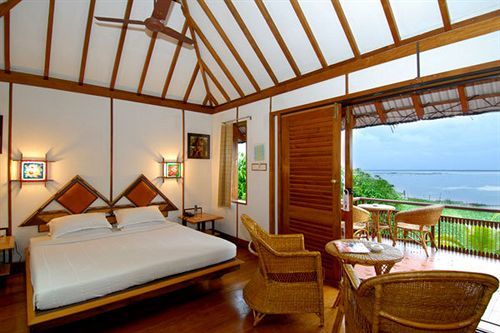 Ktdc Water Scapes Hotel Kumarakom Eksteriør billede
